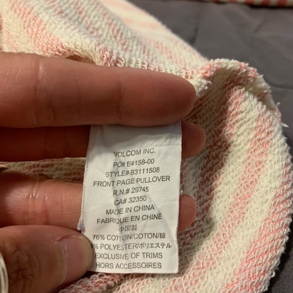 Volcom Front Page Pullover - Picture 6 of 7